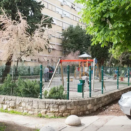 Maras Guest house 3*