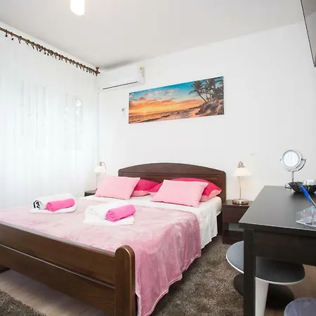 Maras Guest house 3*